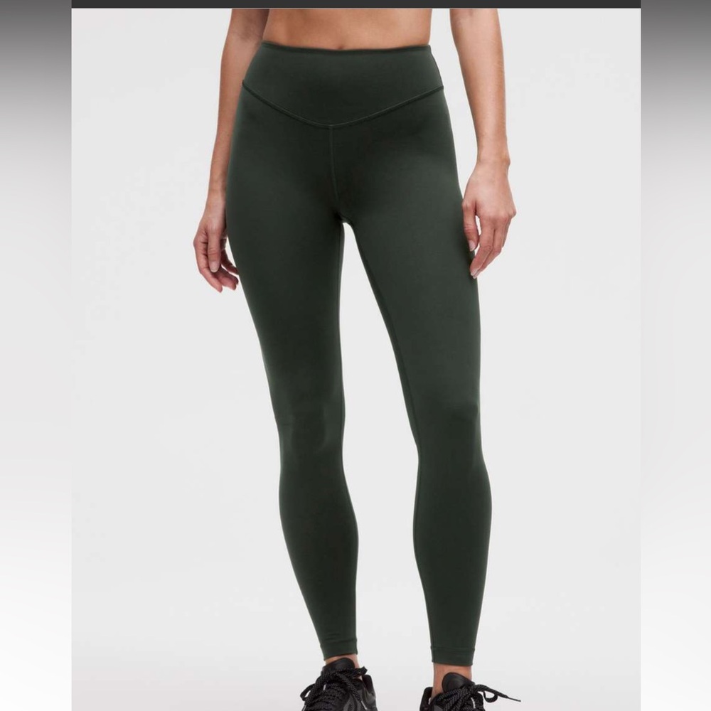 lululemon Wunder Under Smooth cover - NWOT - Dark Olive - Size 6